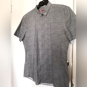 Hugo Large button up shirt with cuff short sleeve. Gray with flecks of color